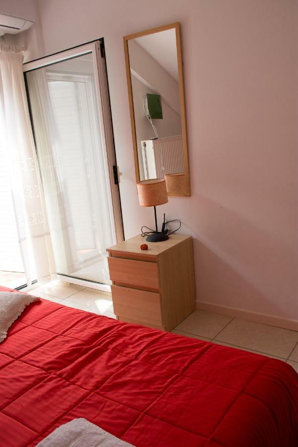 Cozy Maisonette Καμένα Βούρλα Εξωτερικό φωτογραφία